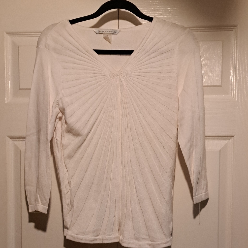🕯Peter Nygard-White Classic Women's light weight Sweater Front horizontal Fold